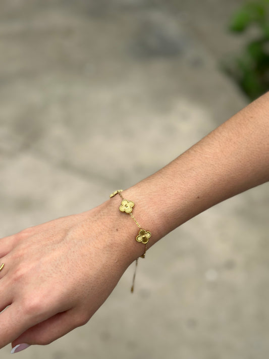 Clover bracelet