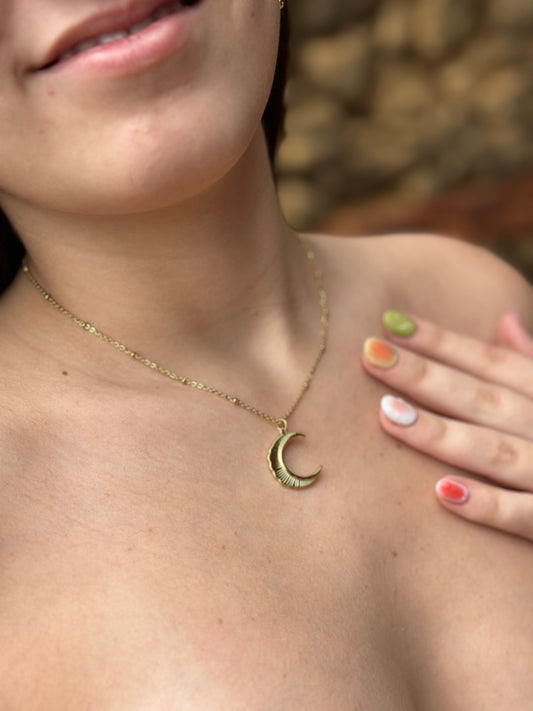 Lune Necklace